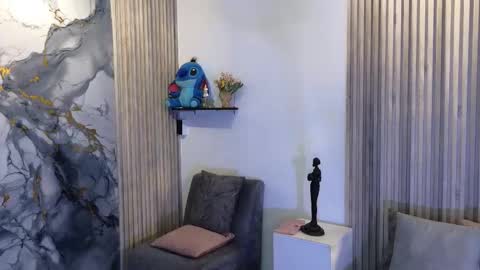 ss  online show from 09/23/25, 08:12