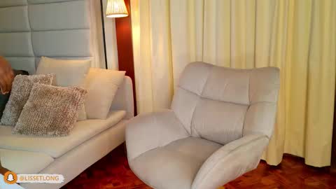 Snapshot of lissetlong69 chatting on 11/19/25, 09:26 Lisseth Long online show from 11/19/25, 09:26