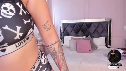 Snapshot of lissy_addams chatting on 09/29/25, 07:30 Lissy online show from 09/29/25, 07:30