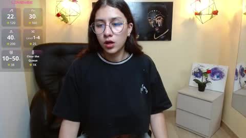 Lita online show from 11/18/25, 02:54