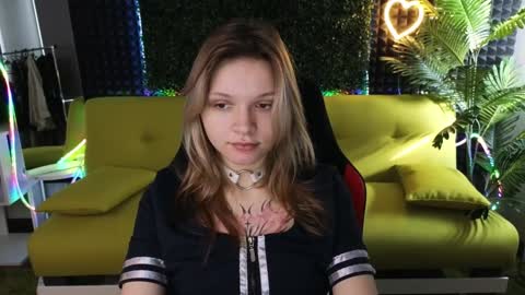 Lena online show from 02/01/25, 06:00