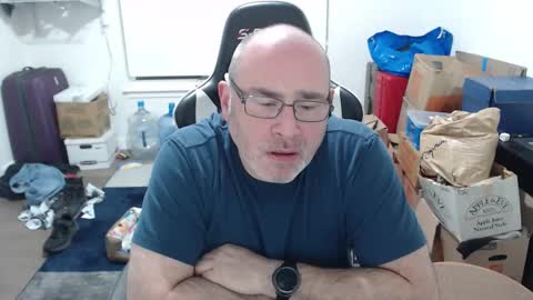 Snapshot of litemike7 chatting on 11/23/25, 02:55 litemike7 online show from 11/23/25, 02:55