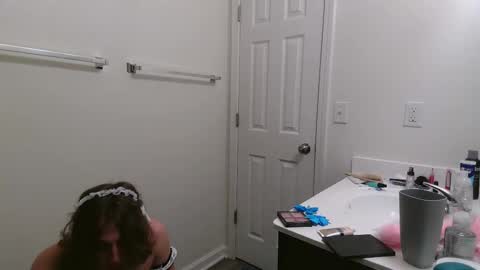 Peaches online show from 11/15/25, 09:06