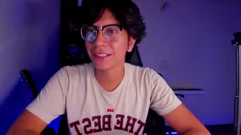 Snapshot of literateboy chatting on 07/16/26, 01:44 Literateboy online show from 07/16/26, 01:44