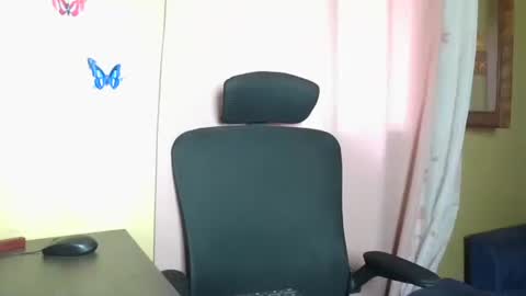 litlecarene online show from 12/05/25, 12:47