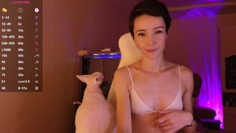 Alisa online show from 12/01/25, 09:31