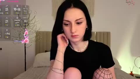 Snapshot of little1_molly chatting on 06/12/26, 09:46 Molly online show from 06/12/26, 09:46