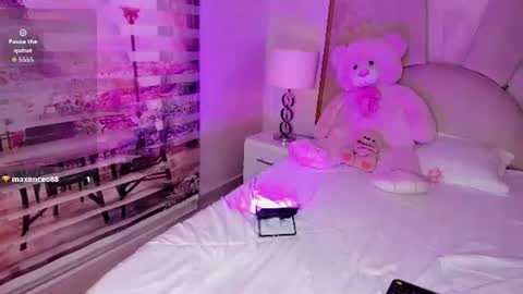 Snapshot of little__doll18 chatting on 07/03/26, 06:14 little__doll18 online show from 07/03/26, 06:14