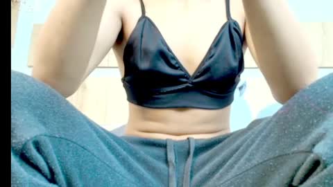 Snapshot of little__maddy chatting on 06/01/26, 01:46 Maddy online show from 06/01/26, 01:46