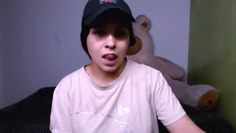 Snapshot of little__samantha_ chatting on 06/14/26, 02:46 Samantha. online show from 06/14/26, 02:46