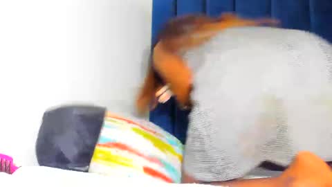 Snapshot of little_africa chatting on 01/24/25, 06:04 little_africa online show from 01/24/25, 06:04