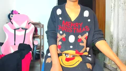 Snapshot of little_africa chatting on 10/30/25, 09:22 little_africa online show from 10/30/25, 09:22