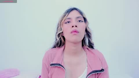 Snapshot of little_angelhot chatting on 12/22/24, 06:06 angelica online show from 12/22/24, 06:06