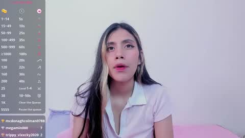 Snapshot of little_angelhot chatting on 12/25/24, 10:06 angelica online show from 12/25/24, 10:06