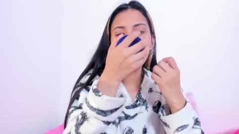 Snapshot of little_angelhot chatting on 01/13/25, 11:41 angelica online show from 01/13/25, 11:41