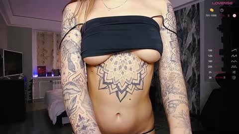 Birdy online show from 12/23/24, 02:28