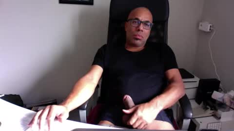 Snapshot of little_buddha chatting on 11/26/25, 11:11 Pure Black Power online show from 11/26/25, 11:11