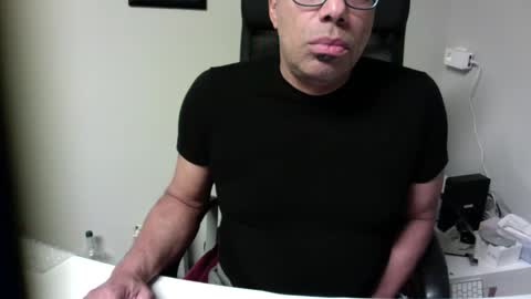 Snapshot of little_buddha chatting on 01/06/26, 08:23 Pure Black Power online show from 01/06/26, 08:23