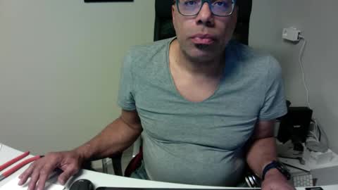 Snapshot of little_buddha chatting on 02/03/26, 05:18 Pure Black Power online show from 02/03/26, 05:18