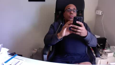 Snapshot of little_buddha chatting on 04/05/26, 11:29 Pure Black Power online show from 04/05/26, 11:29