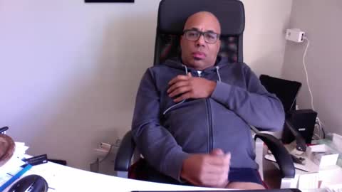 Snapshot of little_buddha chatting on 04/07/26, 10:15 Pure Black Power online show from 04/07/26, 10:15