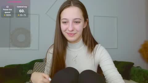 Lana online show from 10/15/25, 07:30