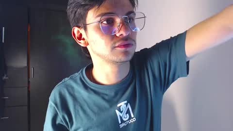 Daniel online show from 11/17/25, 12:38