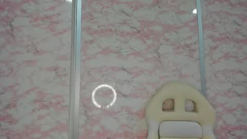 Snapshot of little_doll_4u chatting on 04/20/26, 10:07 ANNI online show from 04/20/26, 10:07