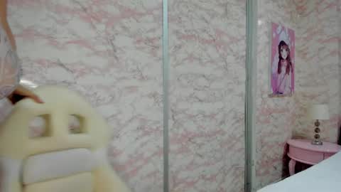 Snapshot of little_doll_4u chatting on 04/28/26, 10:20 ANNI online show from 04/28/26, 10:20