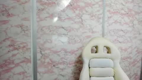 Snapshot of little_doll_4u chatting on 06/11/26, 10:13 ANNI online show from 06/11/26, 10:13