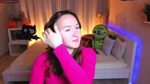 Alexandra online show from 10/23/25, 03:06