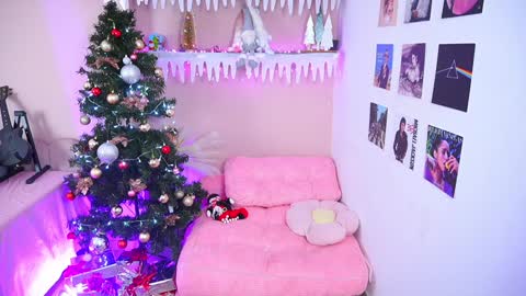 Little Effy online show from 12/20/24, 02:52