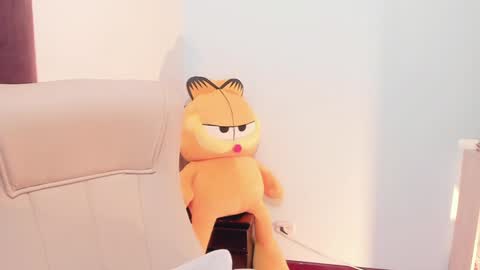 Snapshot of little_eli chatting on 01/26/25, 07:09 Help me reach 100 likes online show from 01/26/25, 07:09