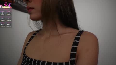 Snapshot of little_eli chatting on 11/16/25, 07:08 Help me reach 100 likes online show from 11/16/25, 07:08