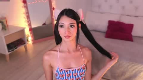 Snapshot of little_kawaiigirl chatting on 04/16/26, 01:28 LILA online show from 04/16/26, 01:28