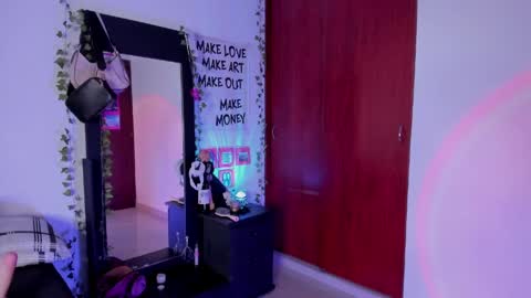 Snapshot of little_kayla_ chatting on 03/30/26, 11:06 kayla Instagram kayla 71082 online show from 03/30/26, 11:06