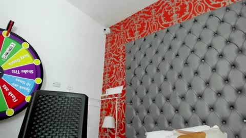 little_lilith_apple online show from 01/22/25, 09:54