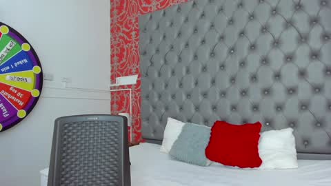 little_lilith_apple online show from 01/25/25, 06:57