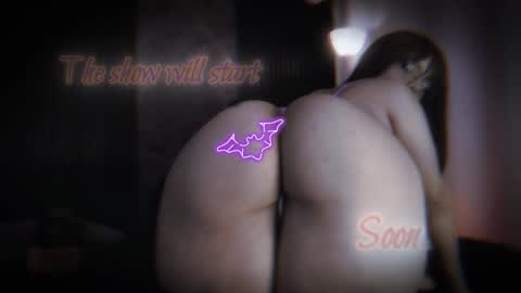 Maeve  online show from 10/13/25, 04:23