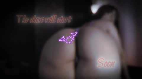 Maeve  online show from 10/31/25, 11:28