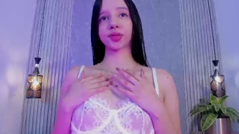 Snapshot of little_melody1 chatting on 07/22/26, 12:41 little_melody1 online show from 07/22/26, 12:41
