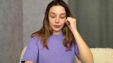 Snapshot of little_mia__ chatting on 12/02/24, 08:11 Mia   Im online every day 1530 PM in New York  2030 PM in London online show from 12/02/24, 08:11