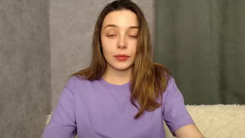 Snapshot of little_mia__ chatting on 12/03/24, 08:17 Mia   Im online every day 1530 PM in New York  2030 PM in London online show from 12/03/24, 08:17