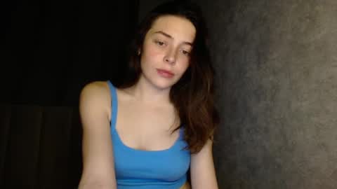 Snapshot of little_mia__ chatting on 05/02/26, 09:09 Mia Im online every day 1530 PM in New York 2030 PM in London online show from 05/02/26, 09:09