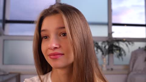 Kiki online show from 09/08/25, 03:55