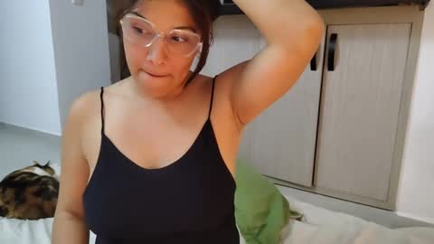 Maya online show from 02/14/25, 01:23