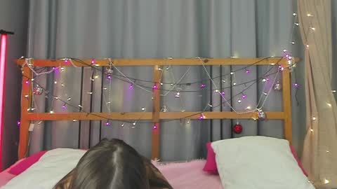 Snapshot of little_radiant_sun chatting on 02/07/25, 03:41 Kriss online show from 02/07/25, 03:41
