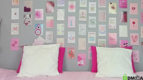 Snapshot of little_radiant_sun chatting on 02/21/25, 09:45 Kriss online show from 02/21/25, 09:45