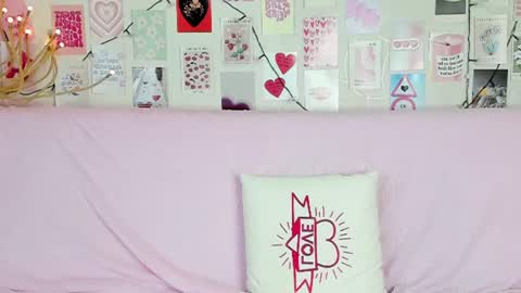Snapshot of little_radiant_sun chatting on 06/21/26, 08:50 Kriss online show from 06/21/26, 08:50