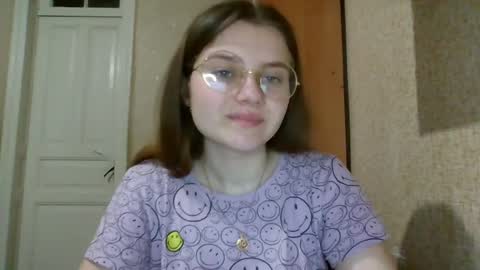 Snapshot of little_shygirl_ chatting on 03/10/25, 01:56 little_shygirl_ online show from 03/10/25, 01:56
